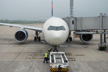 N418DX - Delta Air Lines Airbus A330-900