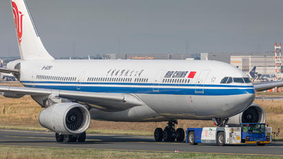 B-6090 - Air China Airbus A330-200