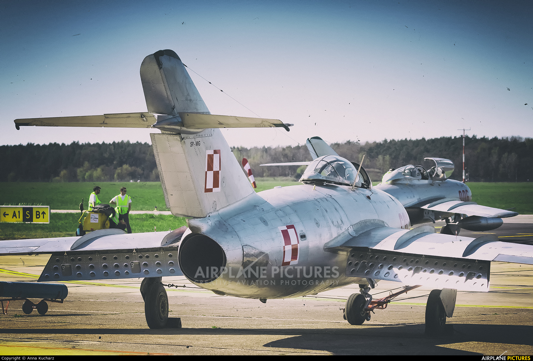 Private SP-MIG aircraft at Modlin