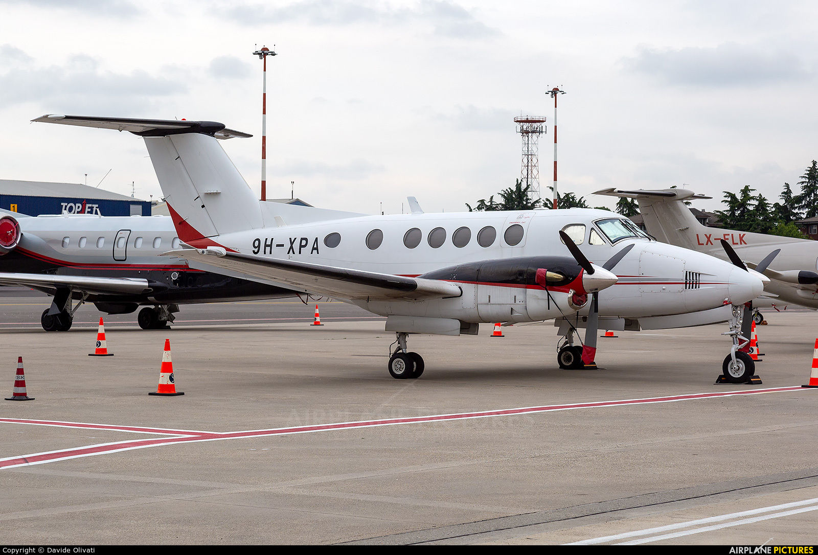 Private 9H-XPA aircraft at Milan - Linate
