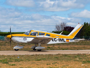 EC-IML - Private Piper PA-28 Cherokee