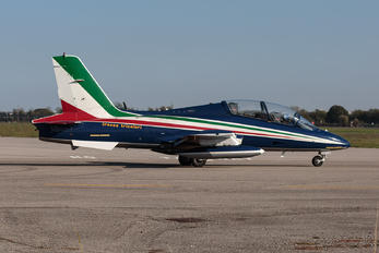 MM54539 - Italy - Air Force "Frecce Tricolori" Aermacchi MB-339-A/PAN