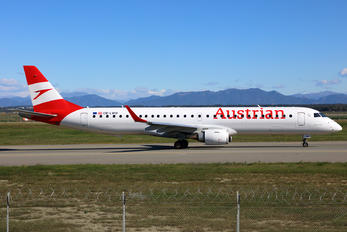 OE-LWD - Austrian Airlines/Arrows/Tyrolean Embraer ERJ-195 (190-200)
