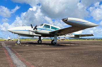 F-OZST - Private Cessna 310