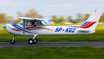 SP-KGZ - Private Cessna 152