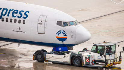 TC-SPA - SunExpress Boeing 737-800