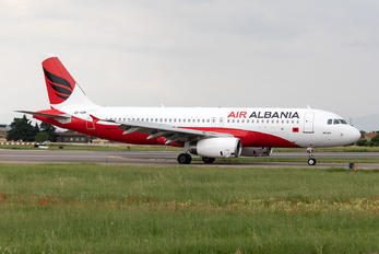 ZA-ASM - Air Albania Airbus A320