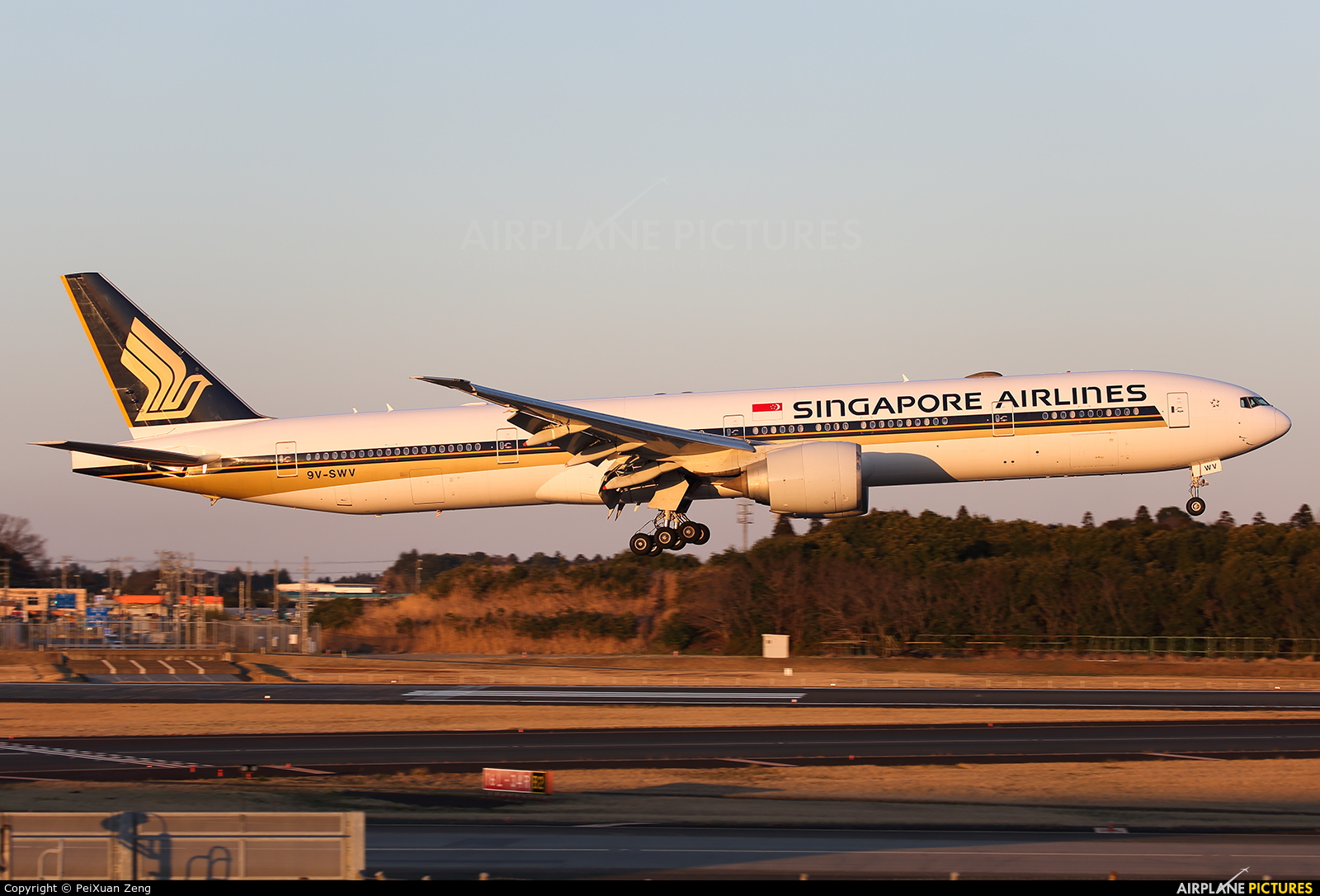 Singapore Airlines 9V-SWV aircraft at Tokyo - Narita Intl