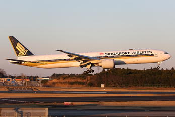 9V-SWV - Singapore Airlines Boeing 777-300ER