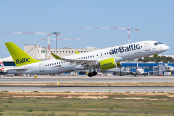 YL-CSN - Air Baltic Airbus A220-300