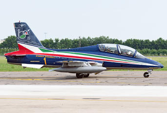 MM54482 - Italy - Air Force "Frecce Tricolori" Aermacchi MB-339-A/PAN