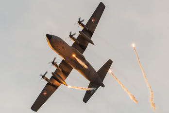 1505 - Poland - Air Force Lockheed C-130E Hercules