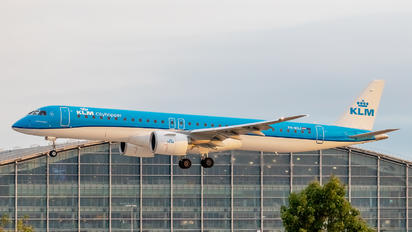 PH-NXJ - KLM Cityhopper Embraer ERJ-195-E2