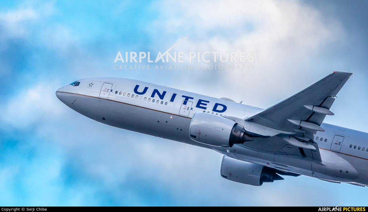 United Airlines N204UA aircraft at Washington - Dulles Intl