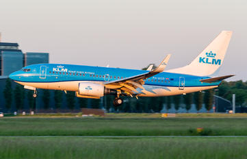 PH-BGD - KLM Boeing 737-700