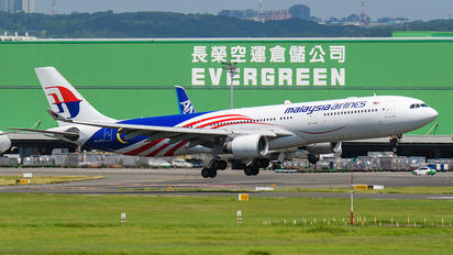 9M-MTN - Malaysia Airlines Airbus A330-300