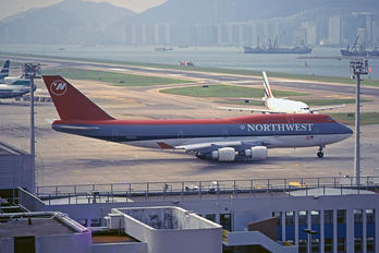 N669US - Northwest Airlines Boeing 747-400