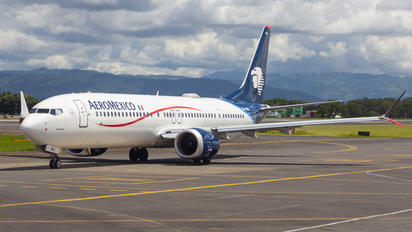 XA-MIJ - Aeromexico Boeing 737-8 MAX