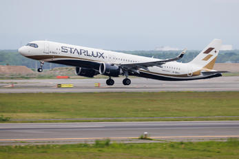 B-58211 - Starlux Airlines Airbus A321 NEO