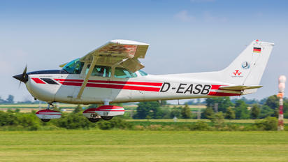 D-EASB - Private Cessna 172 Skyhawk (all models except RG)