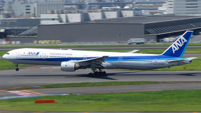 JA754A - ANA - All Nippon Airways Boeing 777-300