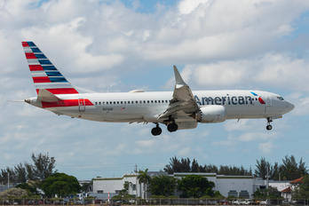 N315SD - American Airlines Boeing 737-8 MAX