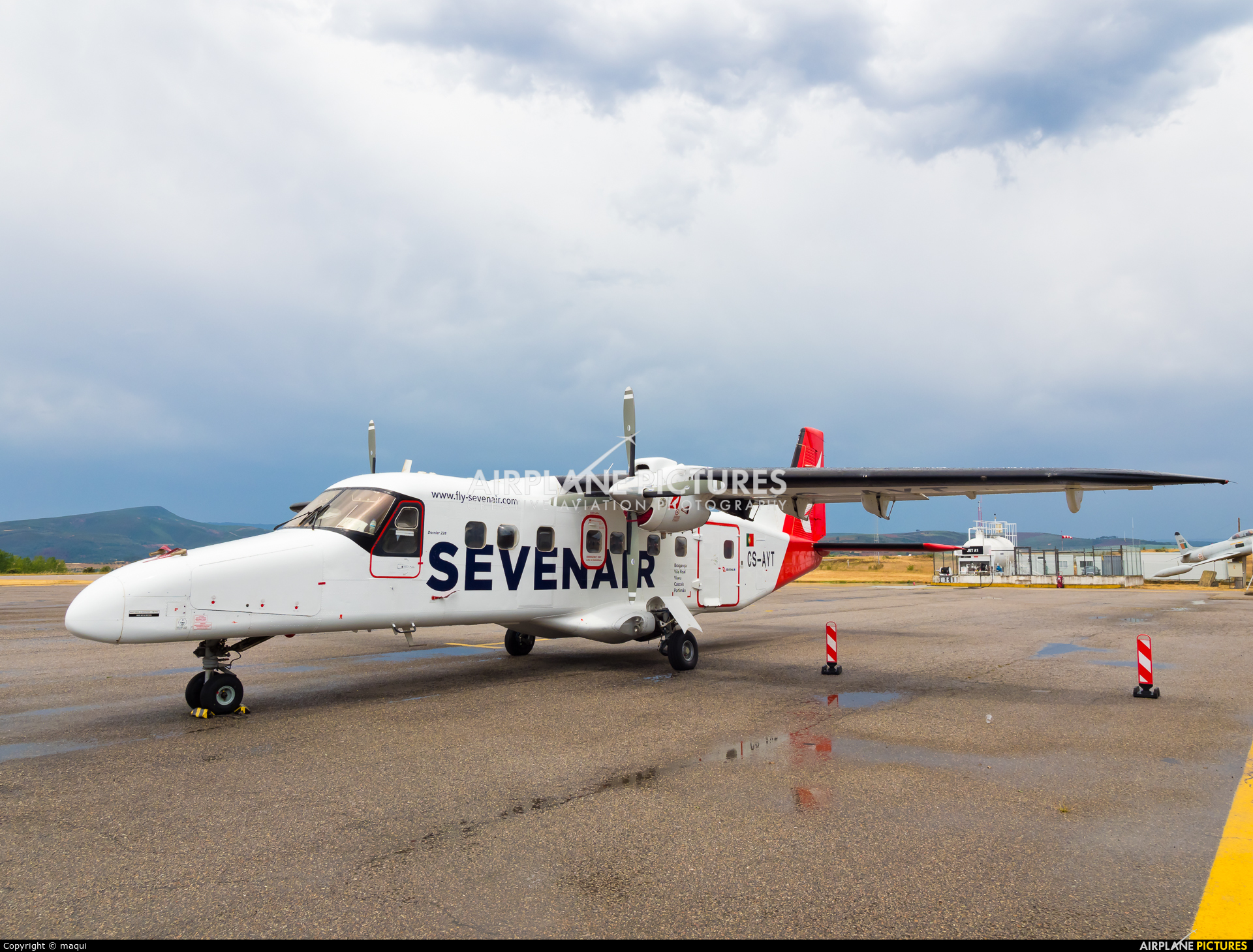 Sevenair CS-AYT aircraft at Bragança