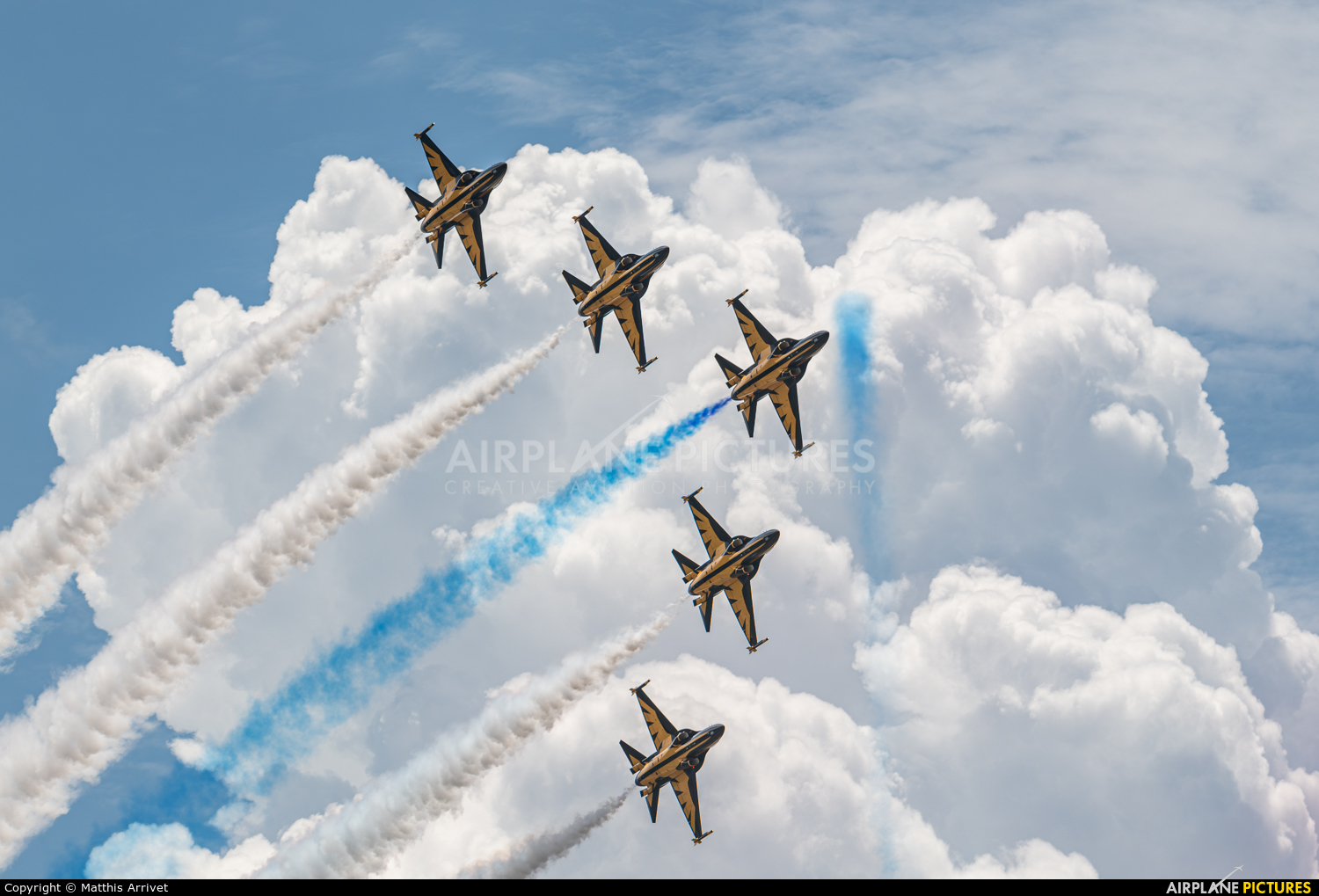 Korea (South) - Air Force: Black Eagles 10-0051 aircraft at Langkawi