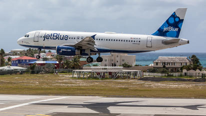 N636JB - JetBlue Airways Airbus A320