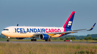 TF-ISH - Icelandair Cargo Boeing 767-300F