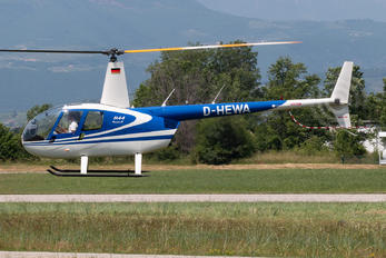 D-HEWA - Private Robinson R44 Raven II