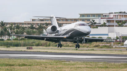 N2JW - Private Bombardier Challenger 605