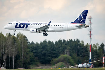 SP-LIR - LOT - Polish Airlines Embraer ERJ-175