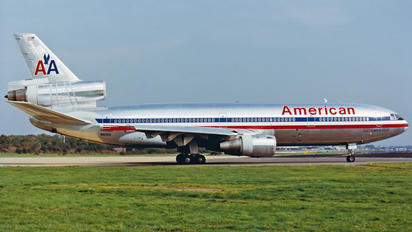 N163AA - American Airlines McDonnell Douglas DC-10-30