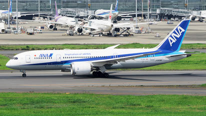 JA808A - ANA - All Nippon Airways Boeing 787-8 Dreamliner