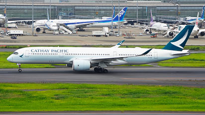 B-LRO - Cathay Pacific Airbus A350-900