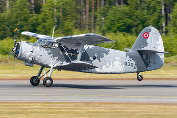 030 - Latvia - Air Force Antonov An-2