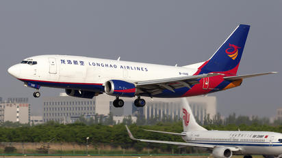 B-1110 - China Central Longhao Airlines Boeing 737-300SF