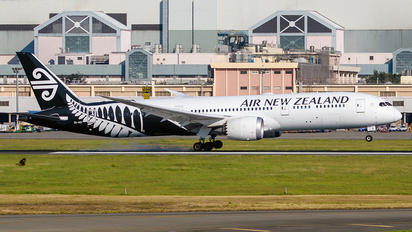 NK-NZI - Air New Zealand Boeing 787-9 Dreamliner