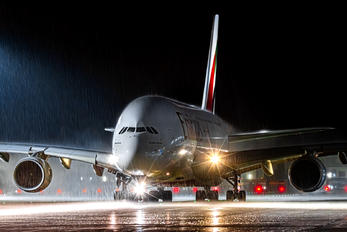 A6-EUH - Emirates Airlines Airbus A380