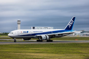 JA742A - ANA - All Nippon Airways Boeing 777-200ER