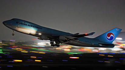 HL7605 - Korean Air Cargo Boeing 747-400F, ERF