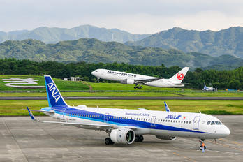 JA152A - ANA - All Nippon Airways Airbus A321 NEO
