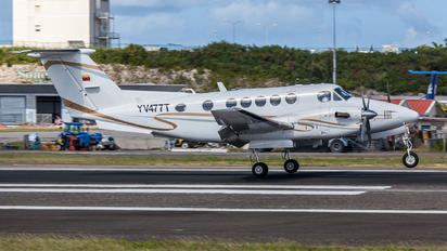 YV477T - Private Beechcraft 300 King Air