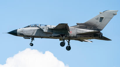 MM7057 - Italy - Air Force Panavia Tornado - IDS