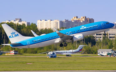 PH-BCH - KLM Boeing 737-800