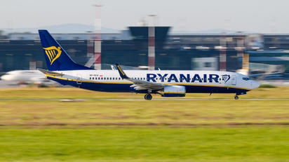 SP-RKN - Ryanair Sun Boeing 737-800