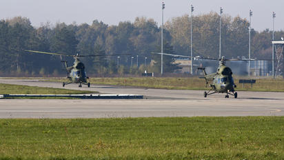 7335 - Poland - Army Mil Mi-2