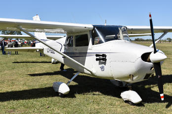 LV-GZZ - Private Cessna 172 Skyhawk (all models except RG)