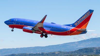 N557WN - Southwest Airlines Boeing 737-700